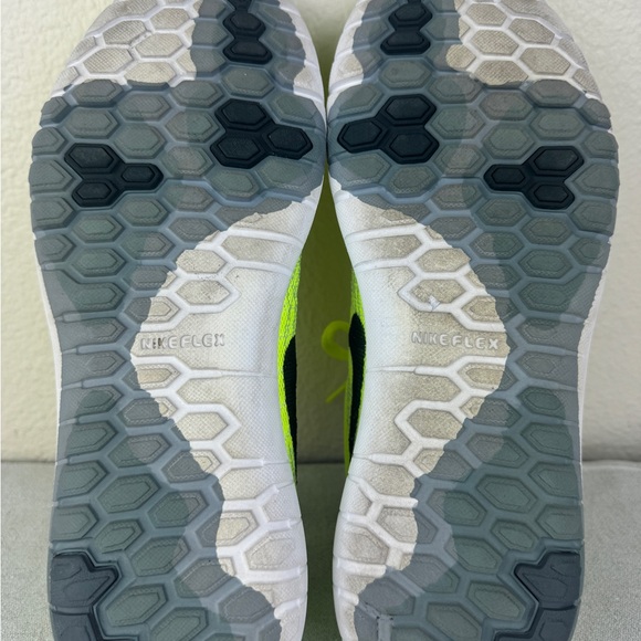 Size 10 - Nike  Flex Fury  Tennis Ball Yellow 705288-700 - Picture 6 of 8